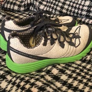 Brooks green silence shoes
